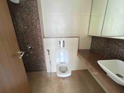 Image of 1500 Sq.ft 3 BHK Apartment / Flat for rent in Lodha Venezia, Parel, Mumbai for Rs. 185000