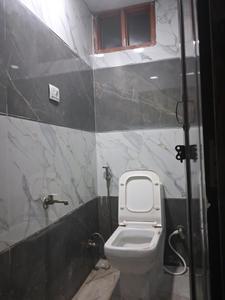 Common Bathroom Image of 750 Sq.ft 1 BHK Apartment / Flat for sale in Sector 104 Noida for Rs. 2850000