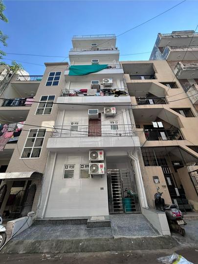 DLF Phase 4 Main Image 1