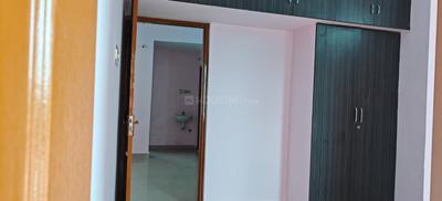 Bedroom Image of 850 Sq.ft 2 BHK Apartment / Flat for rent in Ramapuram Chennai for Rs. 22000