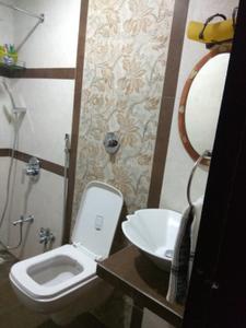 Bathroom Image of 1100 Sq.ft 2 BHK Apartment / Flat for sale in Gurudev Heights, Kamothe Navi Mumbai for Rs. 10000000