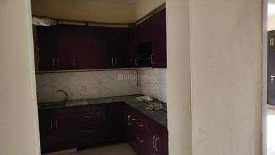 Kitchen Image of 1280 Sq.ft 3 BHK Apartment / Flat for rent in Nirala Greenshire Phase 1, Noida Extension Greater Noida for Rs. 27000