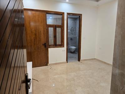 Bedroom Image of 1350 Sq.ft 3 BHK Builder Floor for sale in Hari Nagar New Delhi for Rs. 21000000
