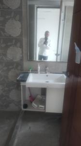 Bathroom Image of 3650 Sq.ft 4 BHK Apartment / Flat for rent in Somajiguda Hyderabad for Rs. 150000