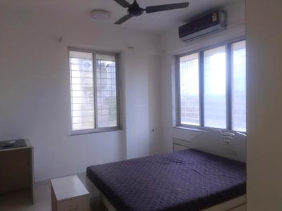 Bedroom Image of 1330 Sq.ft 3 BHK Apartment / Flat for rent in Evershine Millennium Paradise, Kandivali East Mumbai for Rs. 70000