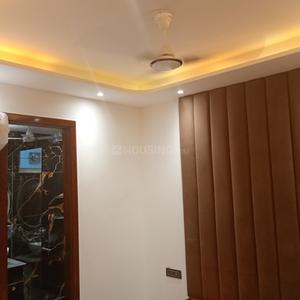 Bedroom Image of 950 Sq.ft 3 BHK Builder Floor for sale in Pitampura New Delhi for Rs. 18500000
