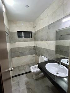 Bathroom Image of 1950 Sq.ft 3 BHK Apartment / Flat for rent in Saheed Nagar Bhubaneswar for Rs. 35000