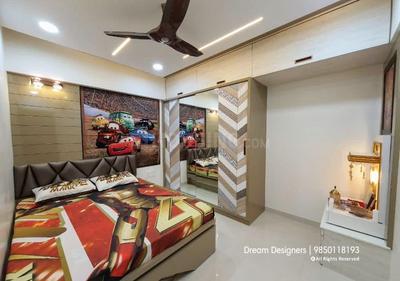 Bedroom Image of 934 Sq.ft 2 BHK Apartment / Flat for rent in Suncity Apartment, Anand Nagar, Sinhagad Road Pune for Rs. 40000