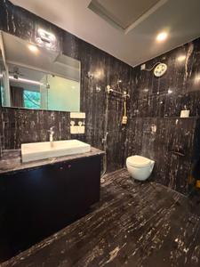 Bathroom Image of 2800 Sq.ft 3 BHK Apartment / Flat for rent in Indira Nagar Bengaluru for Rs. 320000