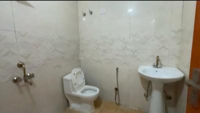 Image of 1550 Sq.ft 3 BHK Apartment / Flat for rent in Defence Enclave, Sector 44, Noida for Rs. 35500