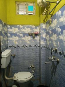 Common Bathroom Image of 800 Sq.ft 1 BHK Apartment / Flat for rent in Madhapur Hyderabad for Rs. 20000