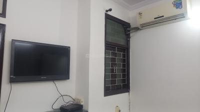 Bedroom Image of 356 Sq.ft 1 BHK Builder Floor for rent in Sector 7 Rohini New Delhi for Rs. 18000
