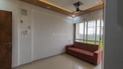 Living Room Image of 709 Sq.ft 1 BHK Apartment / Flat for rent in Green Paradise, Dahin Nagar Surat for Rs. 17000