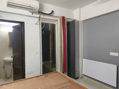 Bedroom Image of 1000 Sq.ft 2 BHK Apartment / Flat for sale in Signature Global The Millennia, Sector 37C Gurgaon for Rs. 7000000