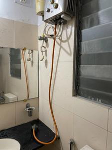 Bathroom Image of 1450 Sq.ft 3 BHK Apartment / Flat for rent in Canada Corner Nashik for Rs. 35000