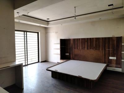 Bedroom Image of 2150 Sq.ft 3.5 BHK Apartment / Flat for sale in Skyi Songbirds , Bhugaon Pune for Rs. 16000000