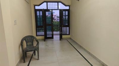 Living Room Image of 1950 Sq.ft 2 BHK Builder Floor for rent in DLF Phase 1 Gurgaon for Rs. 65000