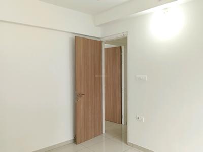 Bedroom Image of 1000 Sq.ft 3 BHK Apartment / Flat for rent in Godrej Emerald, Kasarvadavali Thane for Rs. 38000