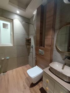 Bathroom Image of 915 Sq.ft 2 BHK Builder Floor for rent in Rajouri Garden New Delhi for Rs. 35000