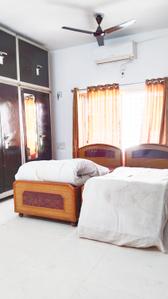 Bedroom Image of 2300 Sq.ft 4.5 BHK Villa for rent in Thaltej Ahmedabad for Rs. 36000