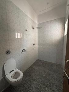Bathroom Image of 1500 Sq.ft 2 BHK Duplex for rent in Buddhi Vihar Moradabad for Rs. 15000