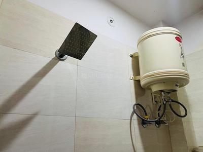 Bathroom Image of 500 Sq.ft 1 RK Builder Floor for rent in Big Block South City 2, Sector 49 Gurgaon for Rs. 15499