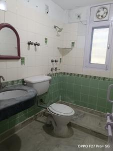 Image of 1800 Sq.ft 3 BHK Apartment / Flat for rent in CGHS Gauri Ganesh Apartment, Sector 3 Dwarka, New Delhi for Rs. 42000