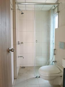 Common Bathroom Image of 750 Sq.ft 2 BHK Apartment / Flat for sale in Godrej Emerald, Thane West Thane for Rs. 8400000