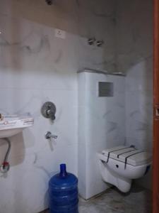 Bedroom Three Image of 1450 Sq.ft 3 BHK Apartment / Flat for sale in JMD Marvella Homes 2, Sector 73 Noida for Rs. 5800000