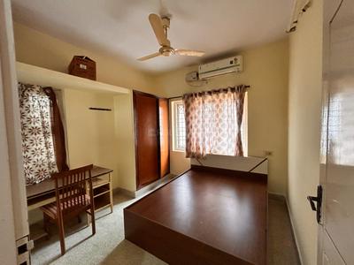 Bedroom Image of 1000 Sq.ft 2 BHK Builder Floor for rent in Indira Nagar Bengaluru for Rs. 45000