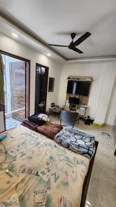 Bedroom Image of 720 Sq.ft 2 BHK Builder Floor for sale in Ramesh Nagar New Delhi for Rs. 11000000