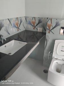 Image of 2300 Sq.ft 3.5 BHK Apartment / Flat for sale in UP Awas Everest Enclave, Sarojini Nagar, Lucknow for Rs. 21000000