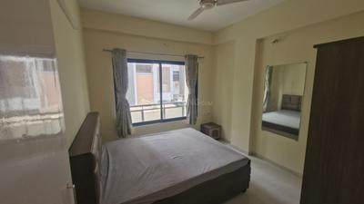 Bedroom Image of 1500 Sq.ft 2 BHK Apartment / Flat for rent in Science City Ahmedabad for Rs. 28000