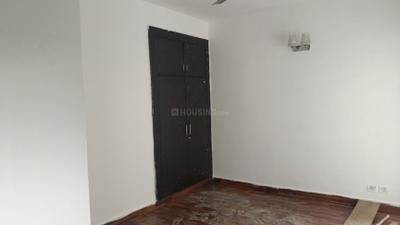Bedroom Image of 1195 Sq.ft 2 BHK Apartment / Flat for sale in Paras Tierea, Sector 137 Noida for Rs. 9800000