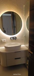 Bathroom Image of 2000 Sq.ft 3 BHK Builder Floor for sale in Safdarjung Enclave New Delhi for Rs. 56500000