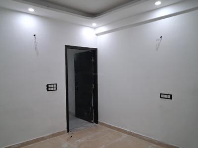 Bedroom Image of 1050 Sq.ft 2 BHK Apartment / Flat for sale in Sector 101 Noida for Rs. 4500000