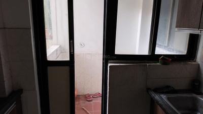 Kitchen Image of 900 Sq.ft 2 BHK Apartment / Flat for rent in Laabham Residency, Pipliyahana Indore for Rs. 16000