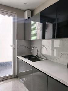 Kitchen Image of 1727 Sq.ft 3 BHK Apartment / Flat for sale in Ireo The Corridors, Sector 67 Gurgaon for Rs. 29999999