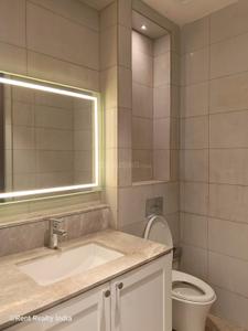Risland Sky Mansion Bathroom One 4