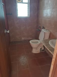 Bathroom Image of 1335 Sq.ft 3 BHK Apartment / Flat for sale in Rajbansi Nagar Patna for Rs. 10000000