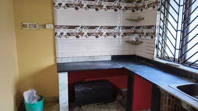 Kitchen Image of 1200 Sq.ft 3 BHK Apartment / Flat for rent in Keshtopur Kolkata for Rs. 15500