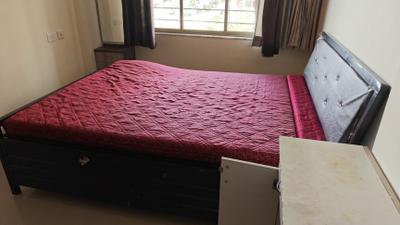Bedroom Image of 841 Sq.ft 2 BHK Apartment / Flat for rent in Maruti Dreamville, Hadapsar Pune for Rs. 30000