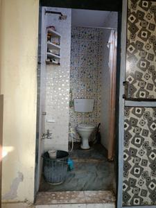 Bathroom Image of 450 Sq.ft 1 RK Apartment / Flat for sale in Udhna Surat for Rs. 825000
