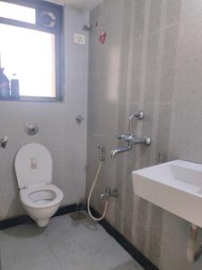 Common Bathroom Image of 995 Sq.ft 2 BHK Apartment / Flat for sale in Vashi Navi Mumbai for Rs. 15700000