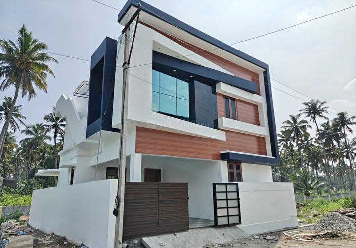 Golf greens Main Image 1