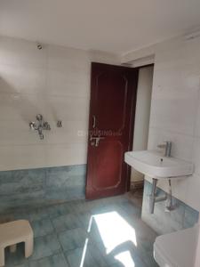 Bathroom Image of 700 Sq.ft 1 BHK Builder Floor for rent in Durgapura Jaipur for Rs. 10000