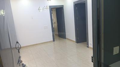 Living Room Image of 1075 Sq.ft 2 BHK Apartment / Flat for rent in Gaur City 7th Avenue, Noida Extension Greater Noida for Rs. 25000