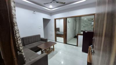 Living Room Image of 600 Sq.ft 1 BHK Apartment / Flat for rent in Veena Nagar Indore for Rs. 18000