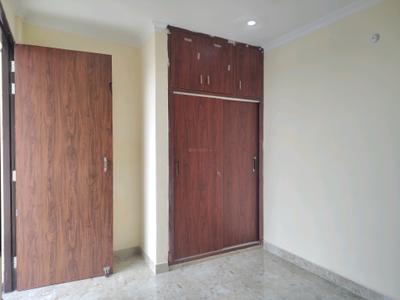 Bedroom Image of 460 Sq.ft 1 BHK Apartment / Flat for rent in Khanpur New Delhi for Rs. 12000