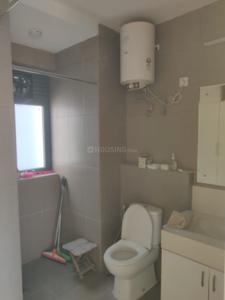 Bathroom Image of 3155 Sq.ft 4 BHK Apartment / Flat for sale in Ireo Skyon, Sector 60 Gurgaon for Rs. 65900000